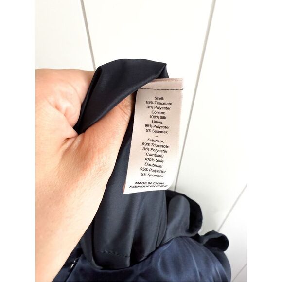 Cinq à Sept Clemence Neck Detail Gown In Navy Size 4 Silk Blend $795 - Picture 12 of 13